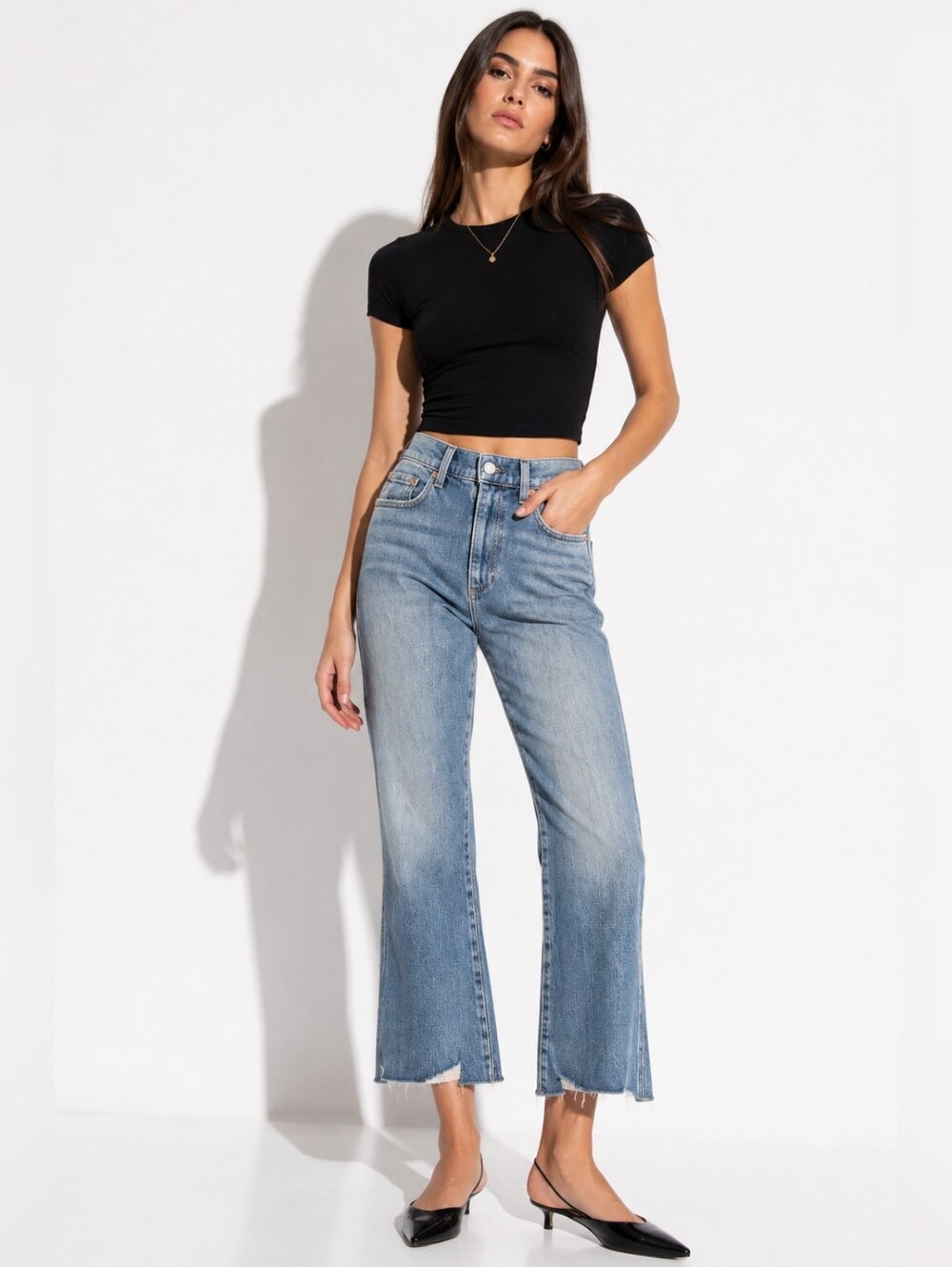 LE JEAN Bella Crop Flare Jeans Size 25 Raw Hem Light Wash